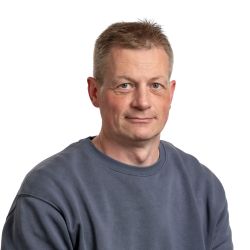 width="250"